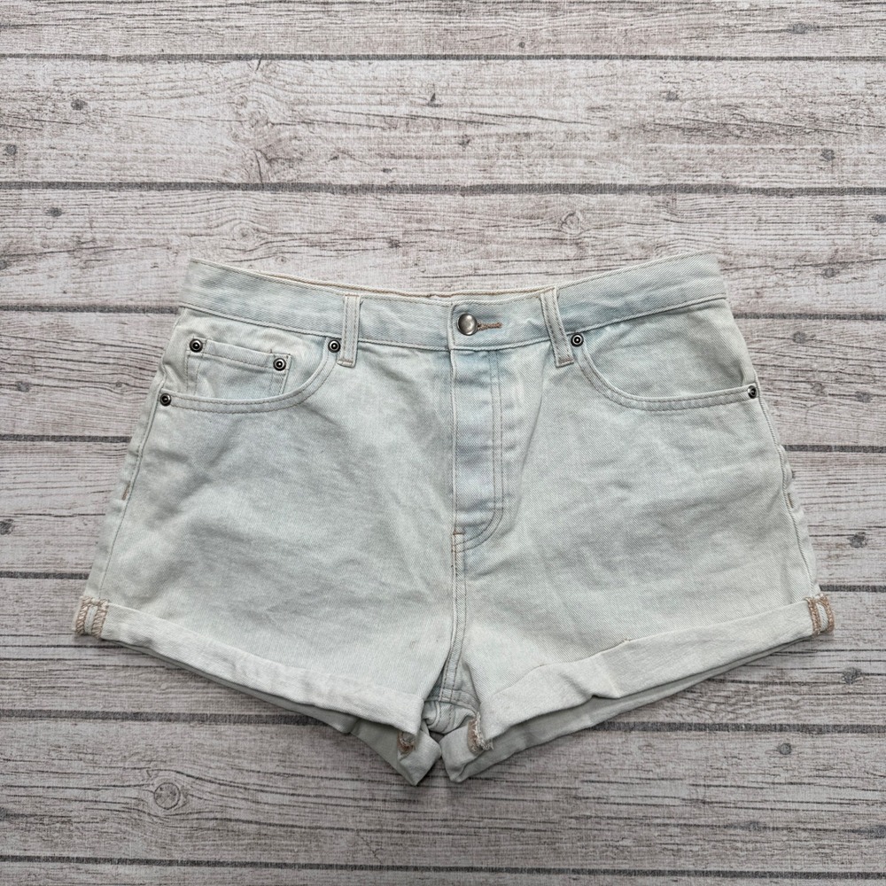 Forever 21 Shorts Women's 28 Blue Light Wash Denim Cuffed High Rise Retro Summer